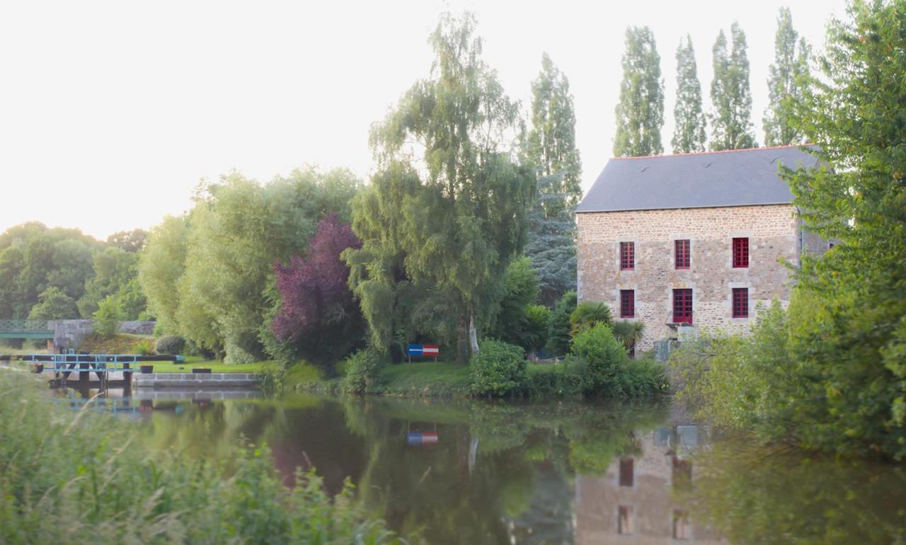 Le Moulin Du Mottay Bed and Breakfast Évran Εξωτερικό φωτογραφία
